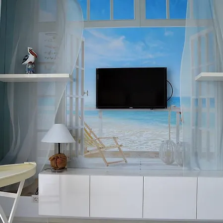 Tropical Zev * Mamaia